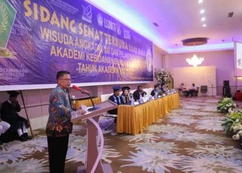 Wawali Nayodo Koerniawan Hadiri Prosesi Wisuda Akbid Bunda Kotamobagu