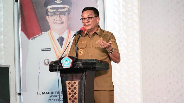Wali Kota Bitung Maurits Mantiri memberikan sambutan dalam pembukaan Expo Aksi Perubahan Peserta Pelatihan Kepemimpinan Administrator Tahun 2023. (Fto/Ist)
