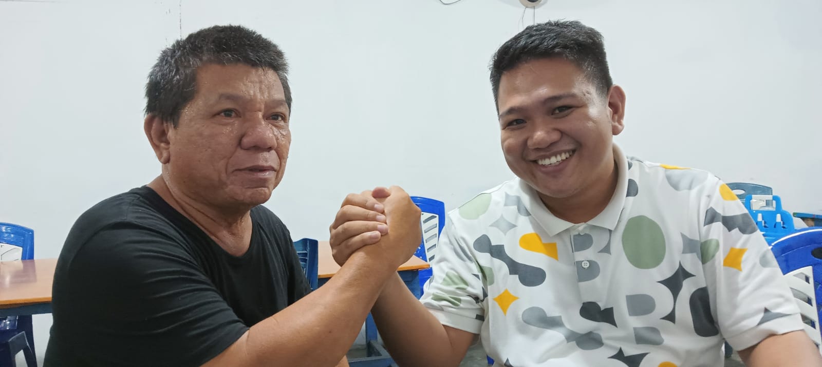 Jerry Lengkong dan Ketua Partai Gerindra, Randito Maringka. (Fto/Yaser)