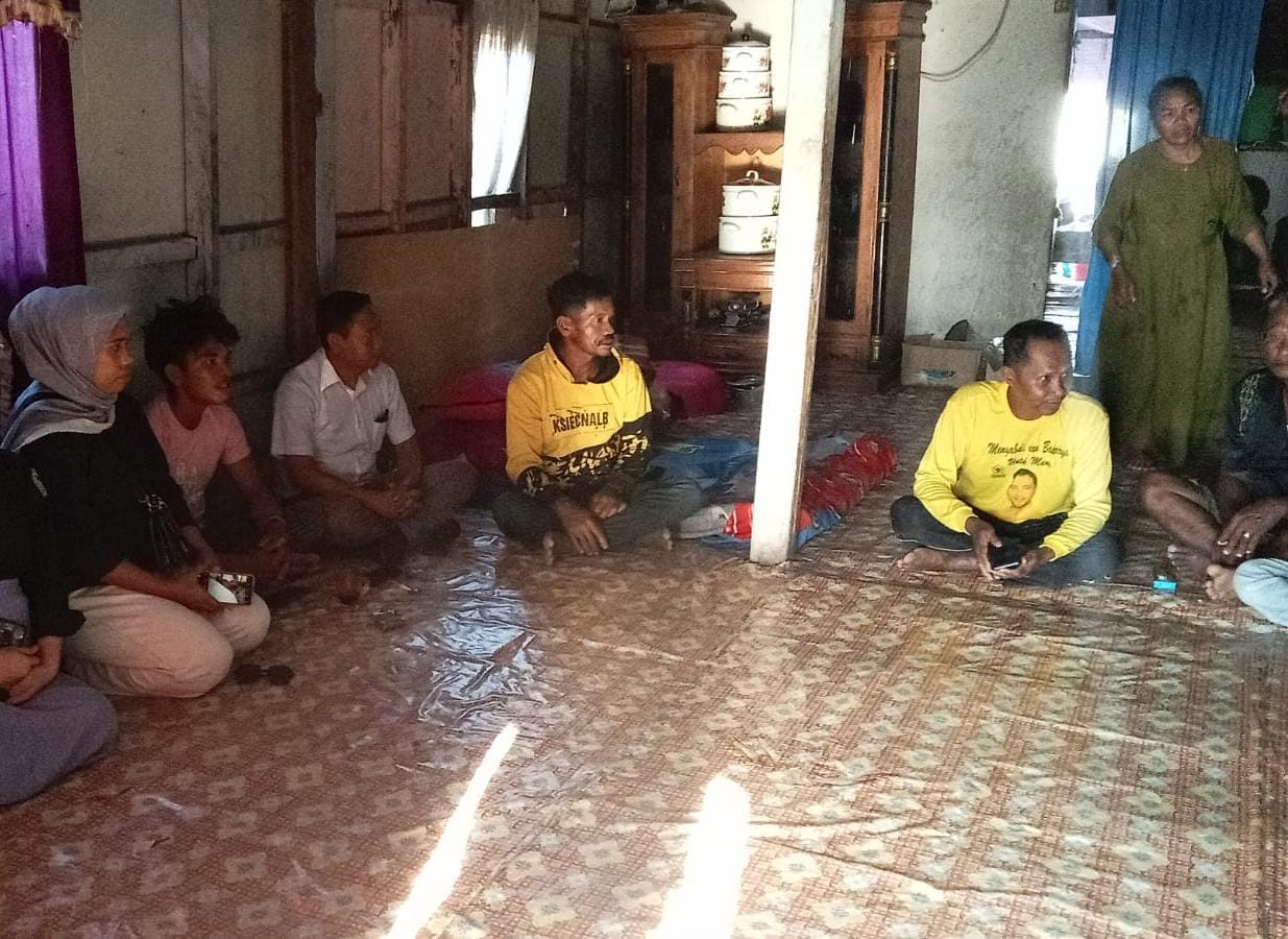 Keluarga Korban di Desa Kawite-wite, Kecamatan Kabawo, Kabupaten Muna, Sultra
